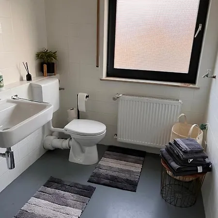 Monteurunterkunft Heger - Verkehrsanbindung Apartamento Aalen