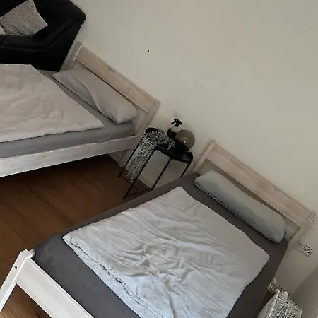 Monteurunterkunft Heger - Verkehrsanbindung Apartamento Aalen